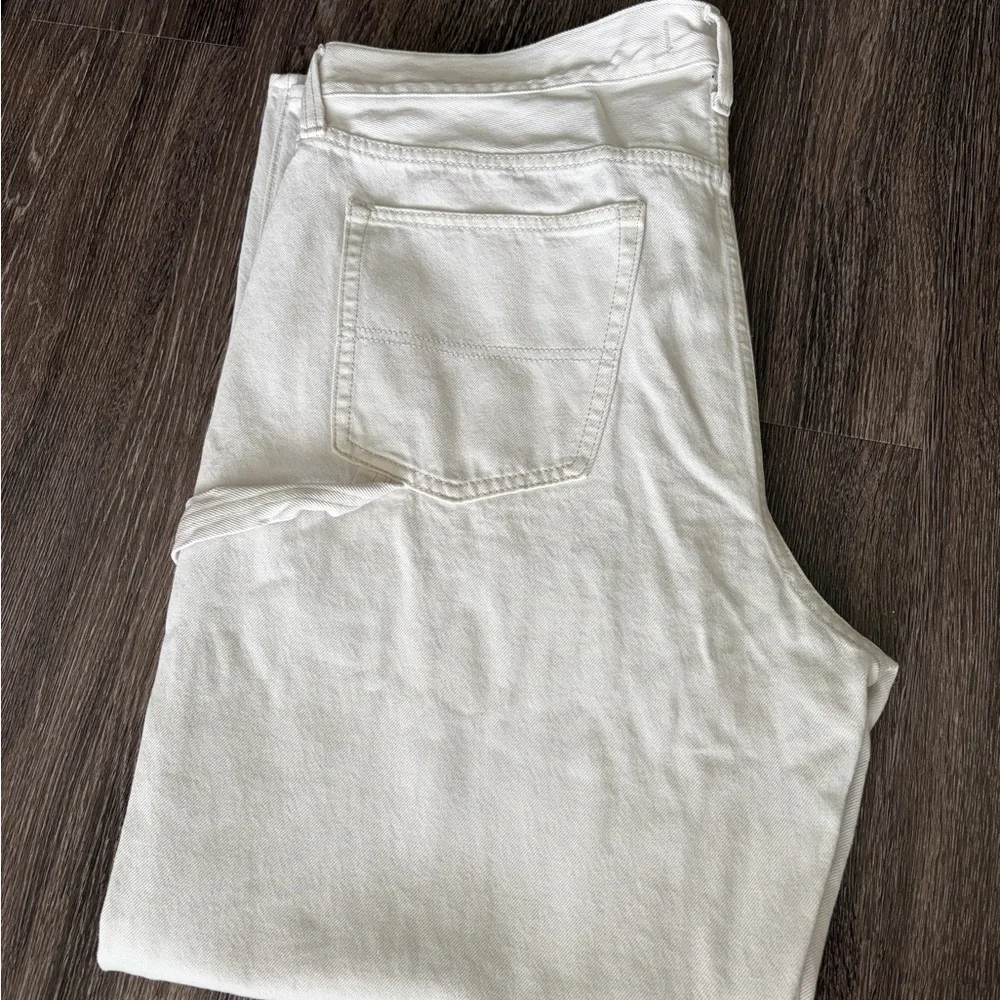 Abercrombie & Fitch Off-White Mid-Rise Slouchy Jeans - Picture 4 of 6